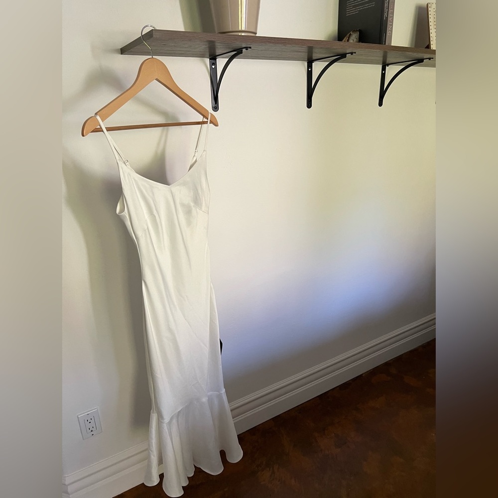 White midi XS dress new with tags